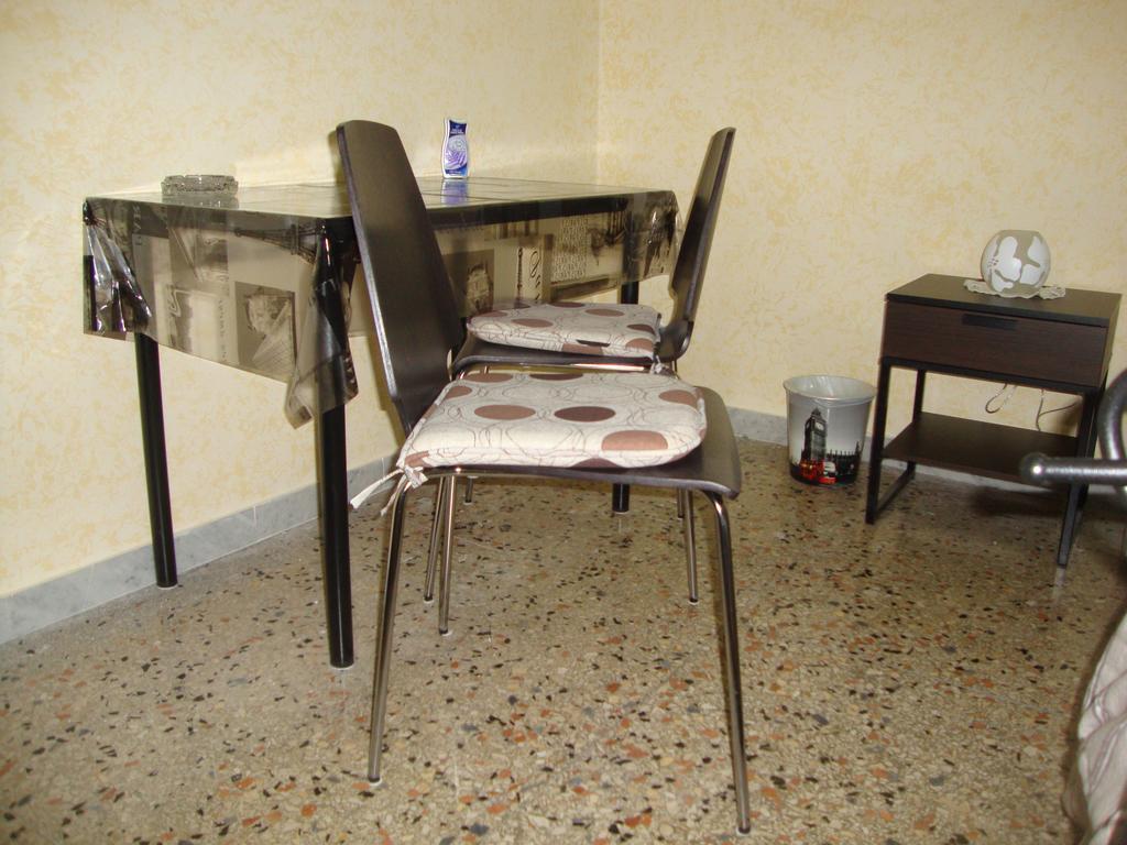 Appartamento Residence Sole e Luna Roma Camera foto